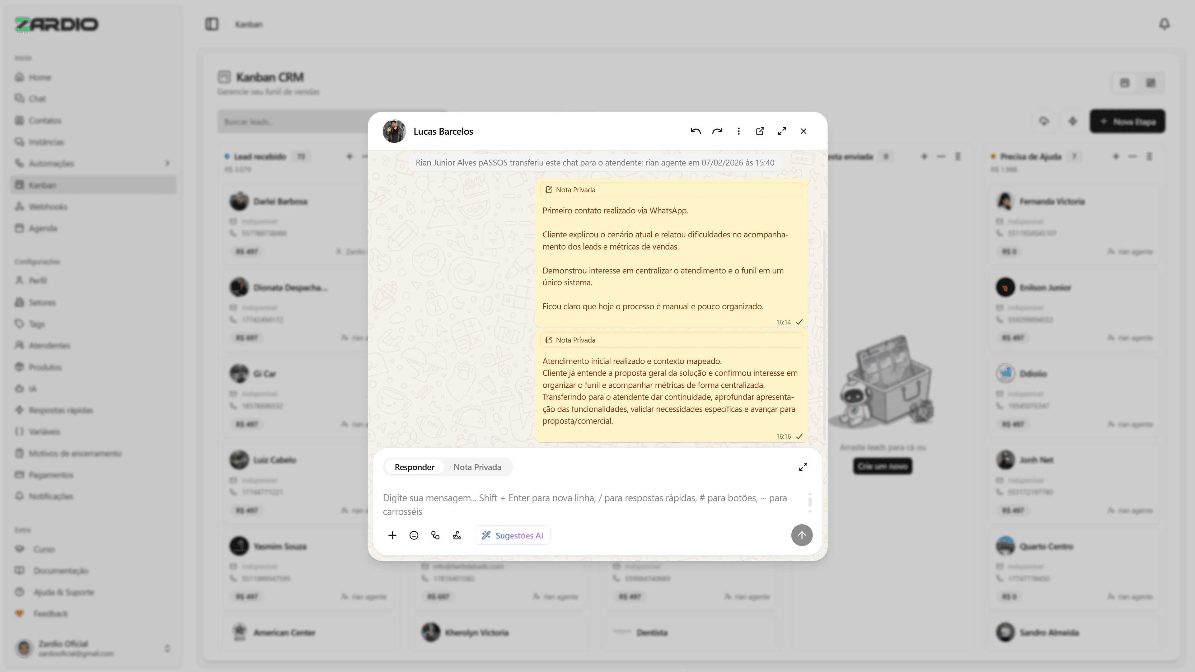 Chat integrado no Kanban CRM — Converse sem sair do funil